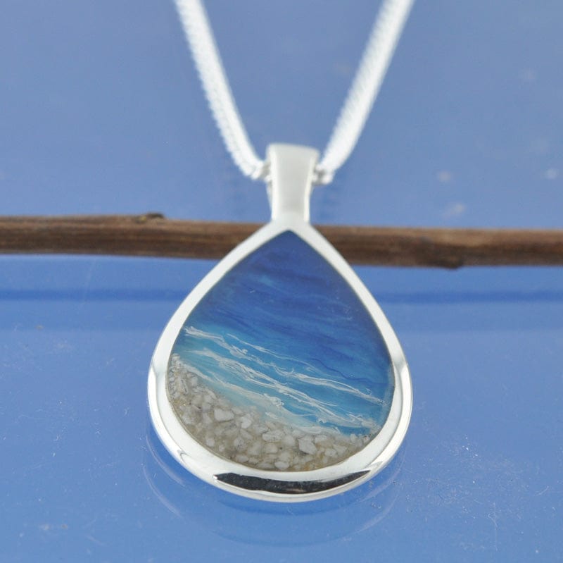 Pet urn necklace - creating jewelry from pet's ashes