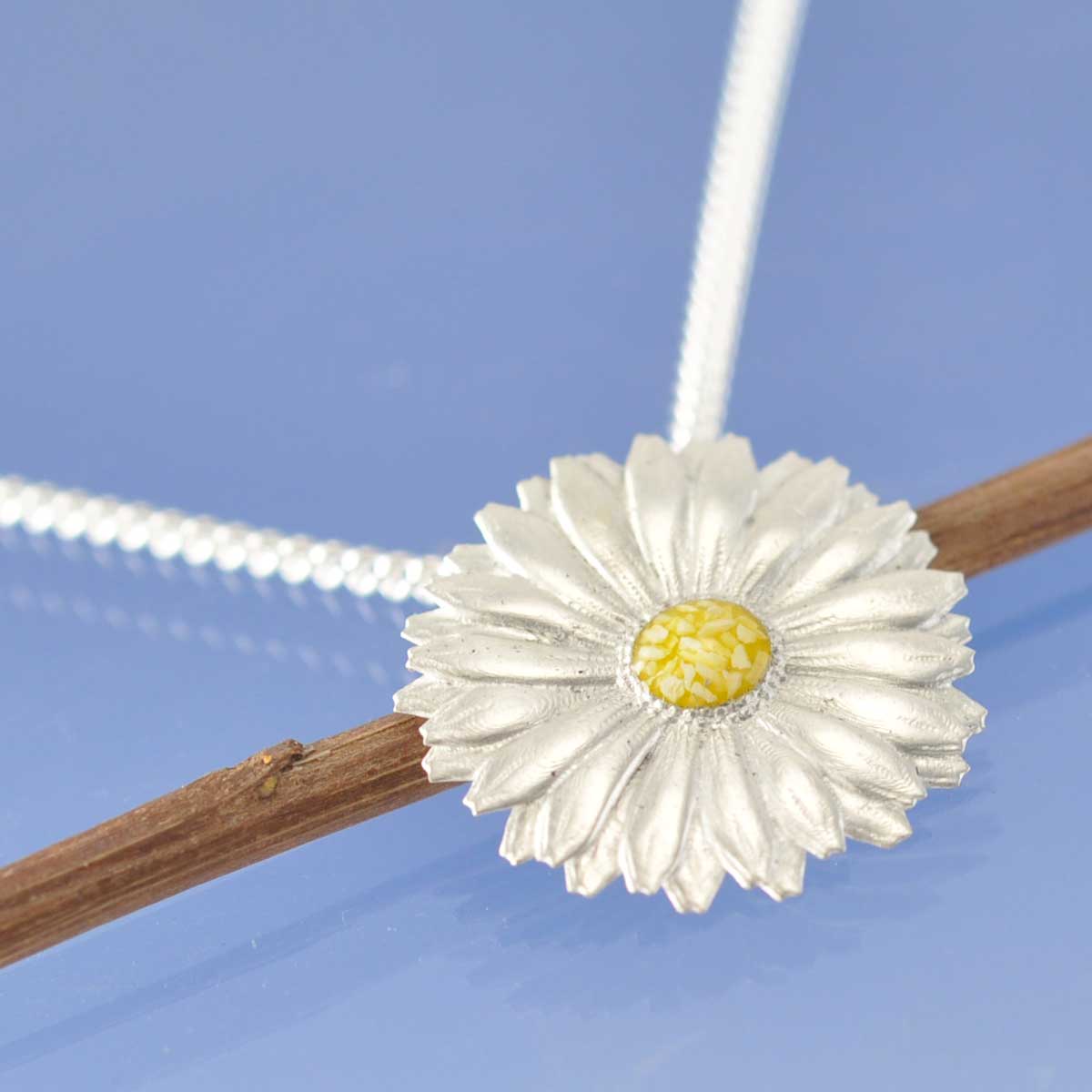 Daisy Cremation Ash Necklace - 25mm Pendant by Chris Parry Jewellery