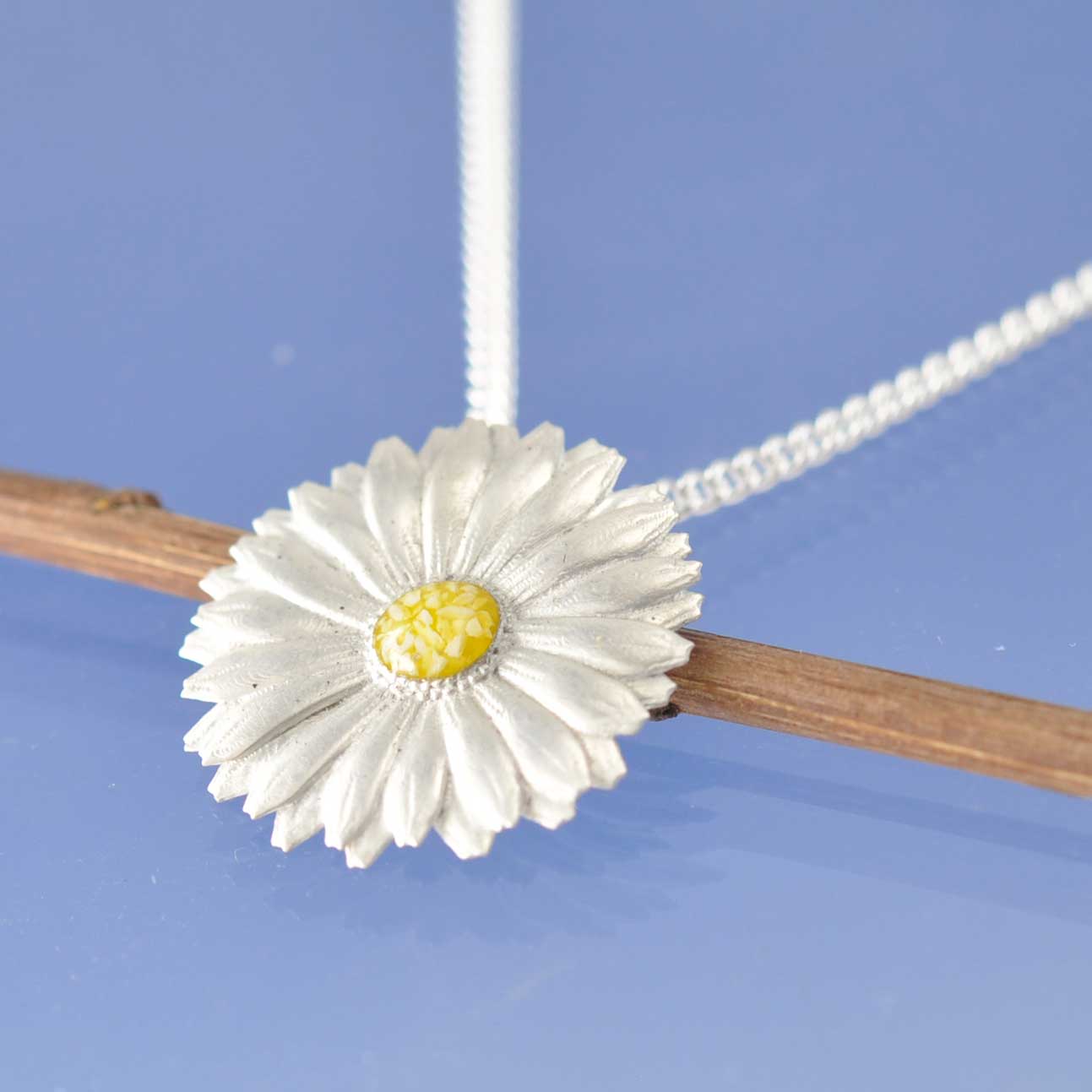 Daisy Cremation Ash Necklace - 25mm Pendant by Chris Parry Jewellery