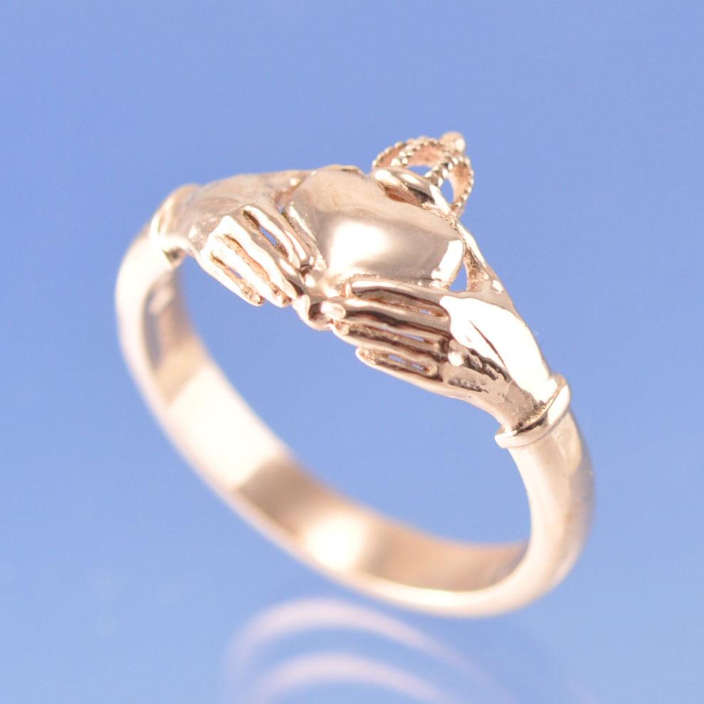 Contemporary 18kt Rose Gold Claddagh Ring