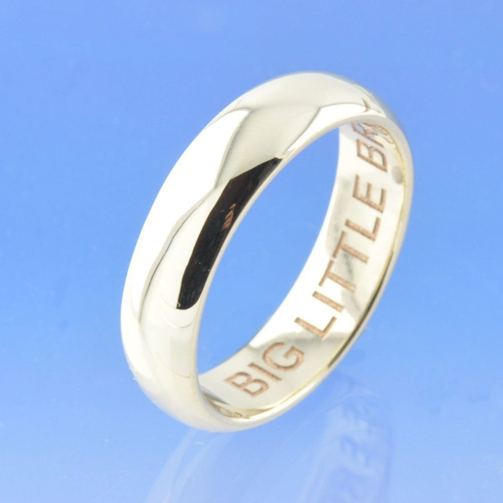Plain Band D-Shape with Cremation Ashes Ring by Chris Parry Jewellery