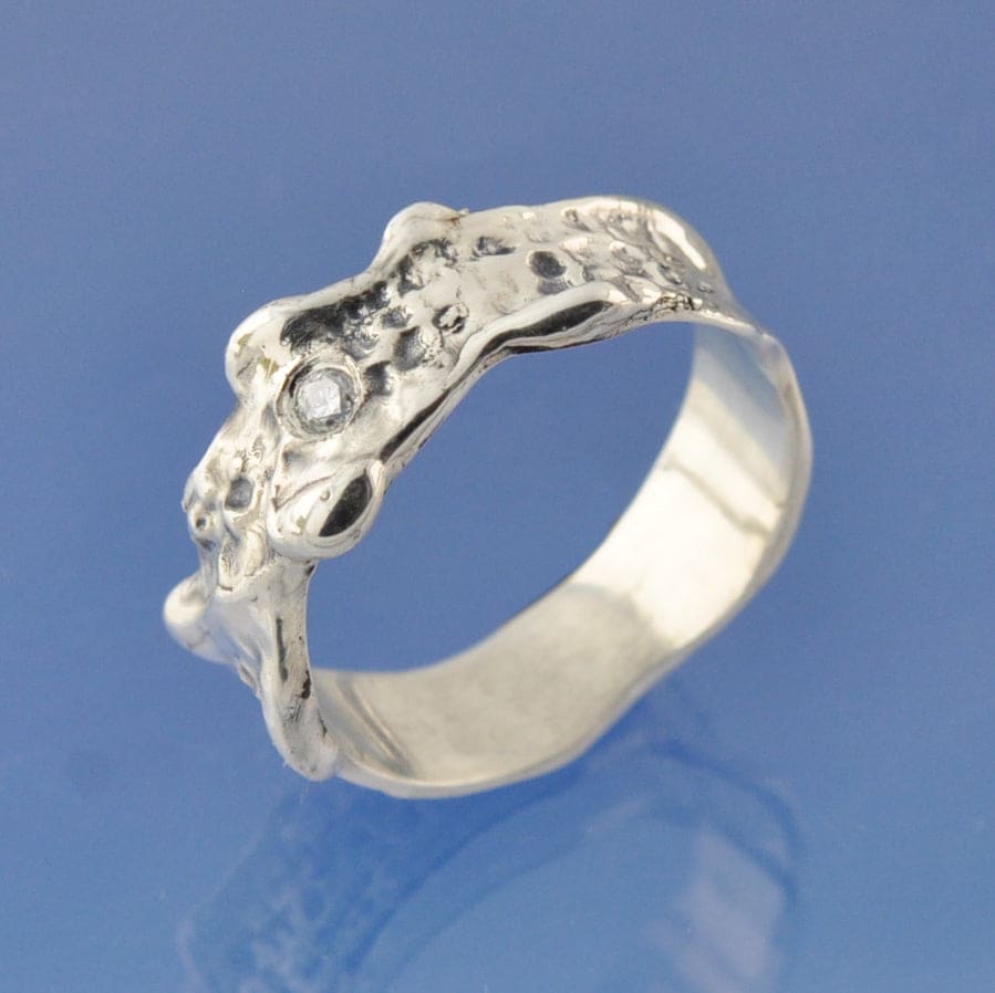 Molten - Diamond Cremation Ashes Ring Ring by Chris Parry Jewellery