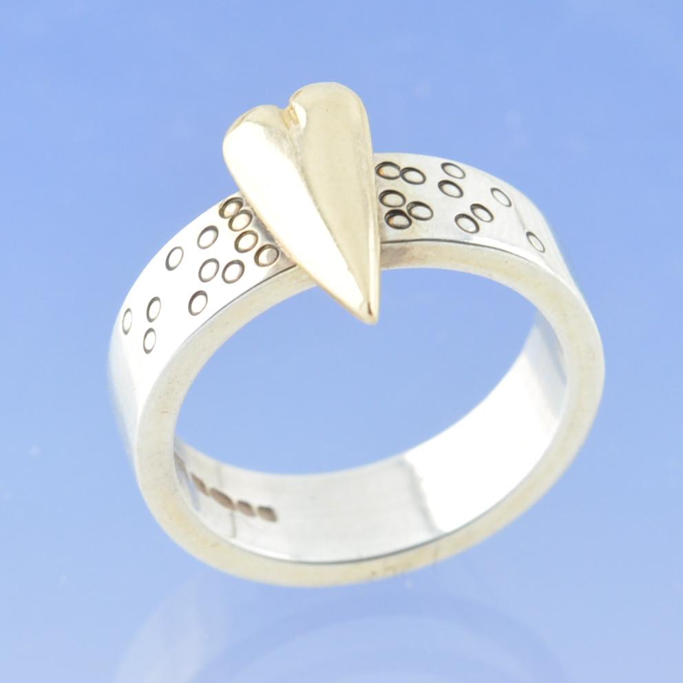 Small Effervescent Heart Cremation Ash Ring by Chris Parry Jewellery